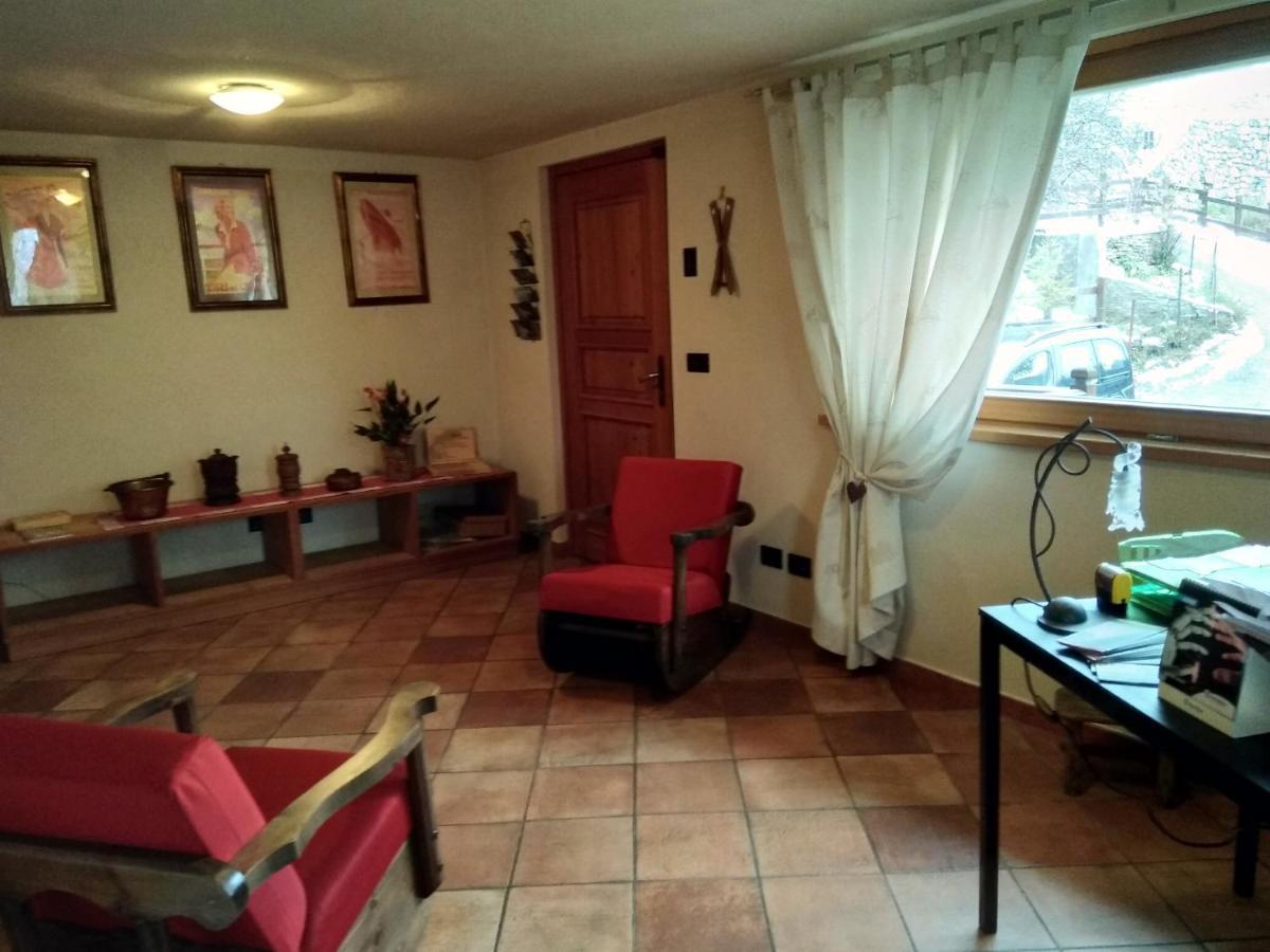 Affittacamere I Picchi Gressan Buitenkant foto